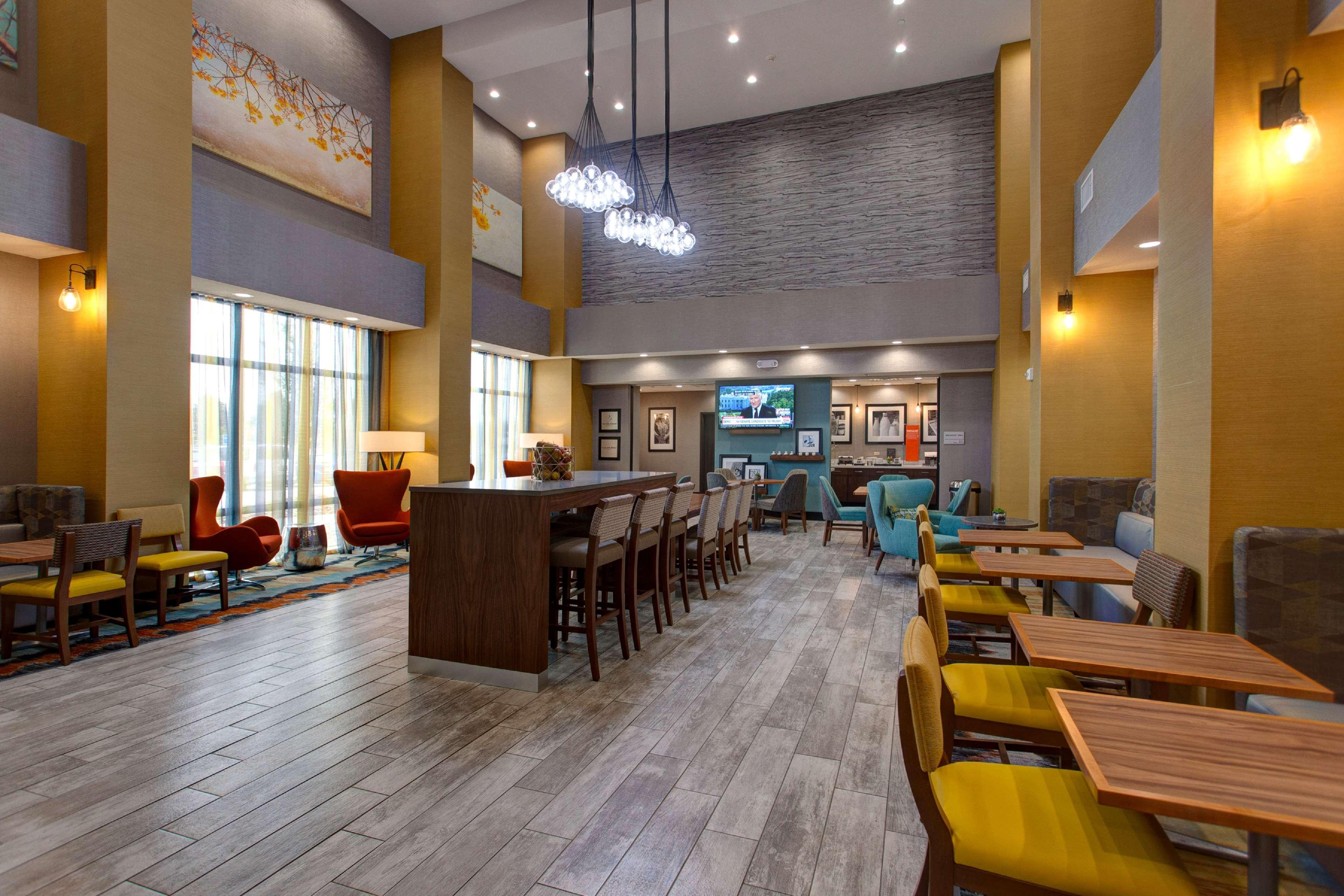 Hampton Inn & Suites-Wichita/Airport, Ks Zewnętrze zdjęcie