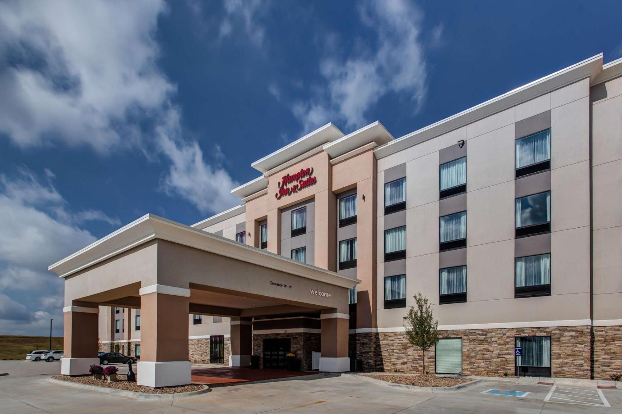 Hampton Inn & Suites-Wichita/Airport, Ks Zewnętrze zdjęcie